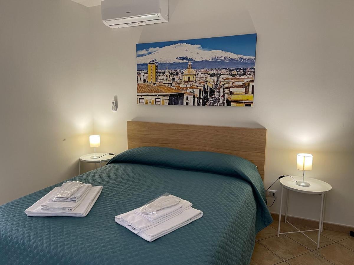 Guest House "Le Sciare" - Centro Storico 카타니아 외부 사진