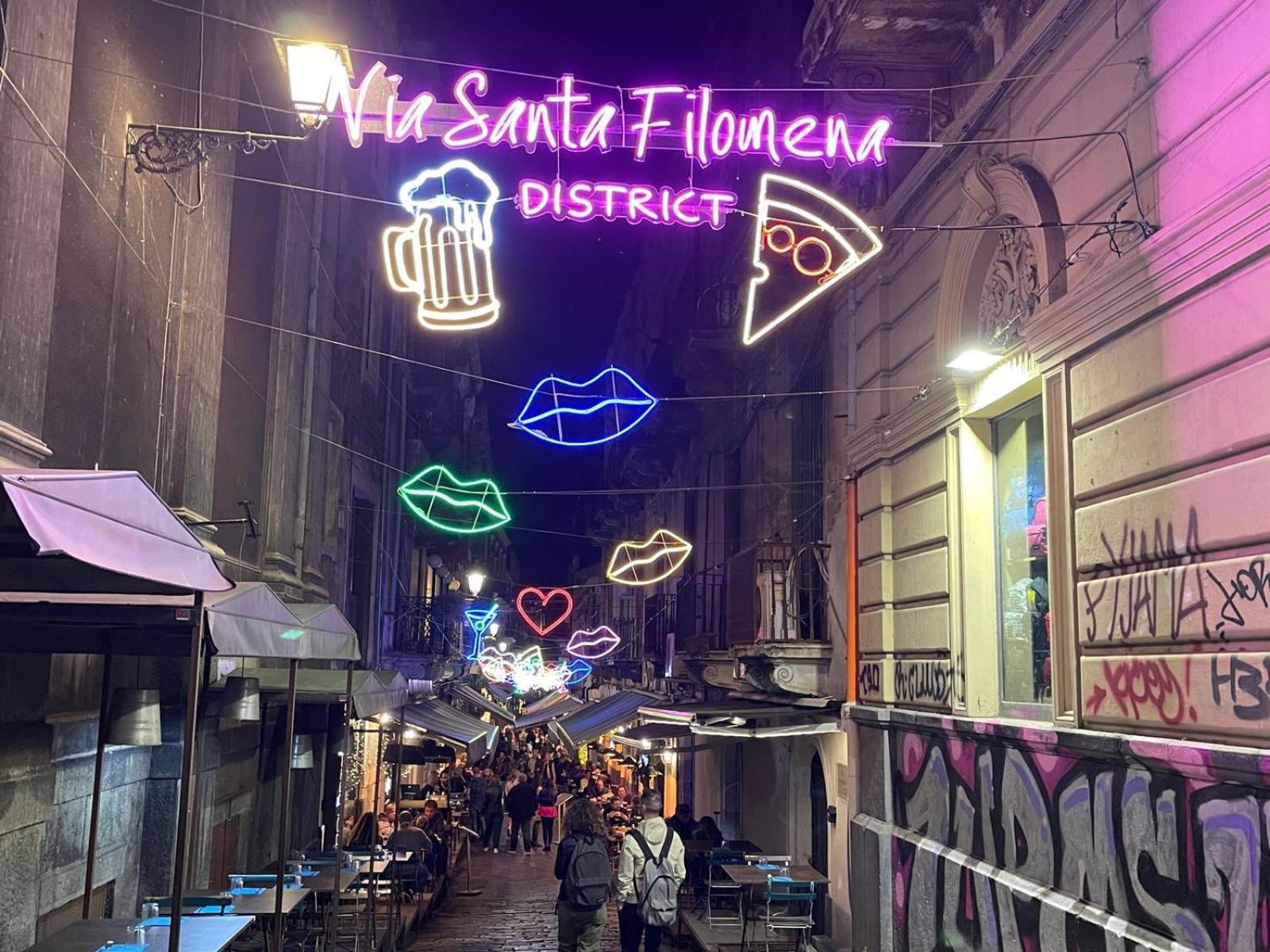 Guest House "Le Sciare" - Centro Storico 카타니아 외부 사진